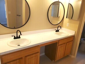 11802 Chetman Dr in Houston, TX - Building Photo - Building Photo