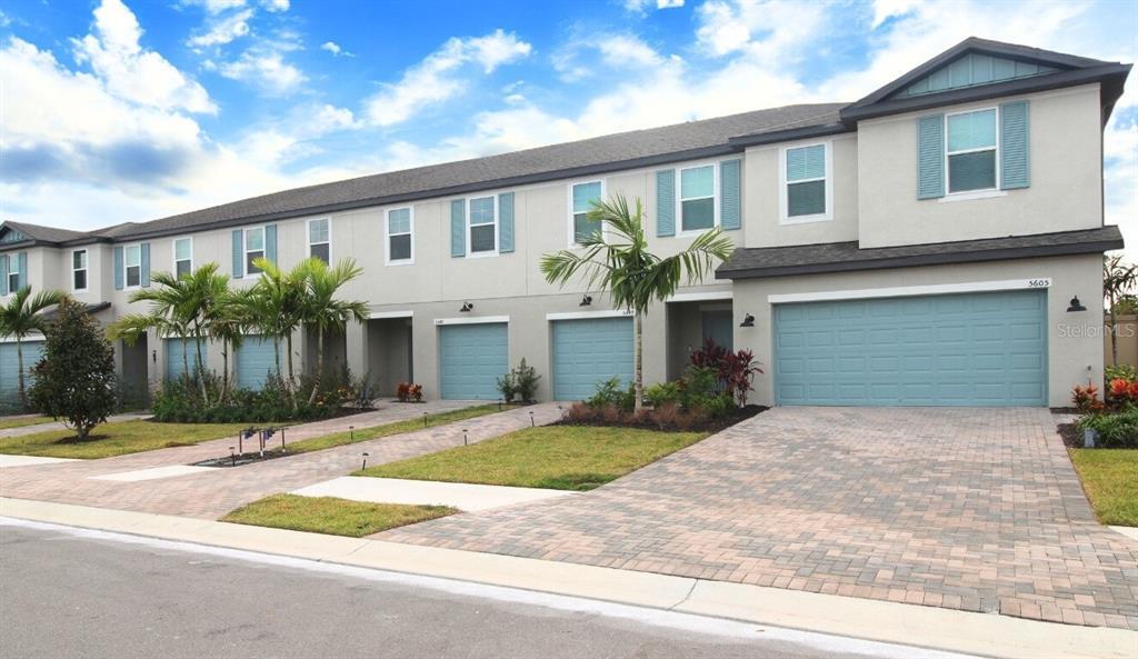 5549 Tripoli Dr in Palmetto, FL - Foto de edificio