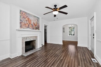 1952 Garibaldi Ave in Charlotte, NC - Building Photo - Building Photo