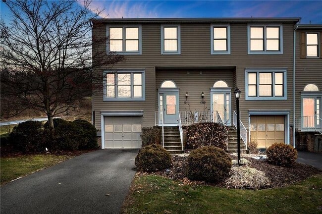 property at 1211 Meadowbrook Dr