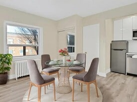 166 Eastbourne Ave in Toronto, ON - Building Photo