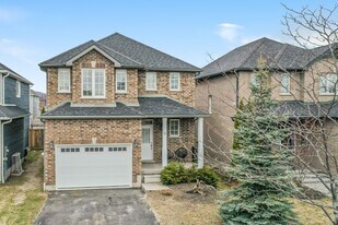75 Garbutt Cres in Collingwood, ON - Building Photo