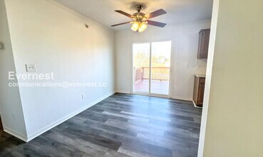 1021 SE Steeple Dr in Blue Springs, MO - Building Photo - Building Photo