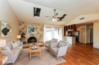 813 Hudson Dr in Garland, TX - Building Photo - Building Photo