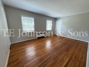 2517 Miller Park Cir in Winston-Salem, NC - Building Photo - Building Photo