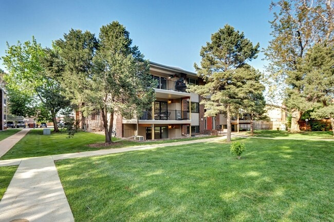 property at 600 Manhattan Dr