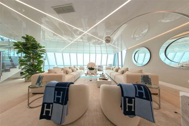 17121 Collins Ave in Sunny Isles Beach, FL - Building Photo - Building Photo