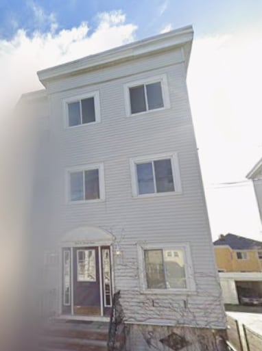 96 Conwell Ave, Unit 1 in Somerville, MA - Foto de edificio - Building Photo