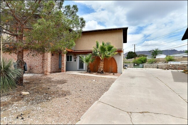 property at 6412 Pizarro St
