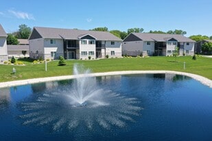 The Shores Apartments in Green Bay, WI - Building Photo