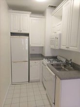 54 W 56th St-Unit -2895 in New York, NY - Building Photo - Building Photo