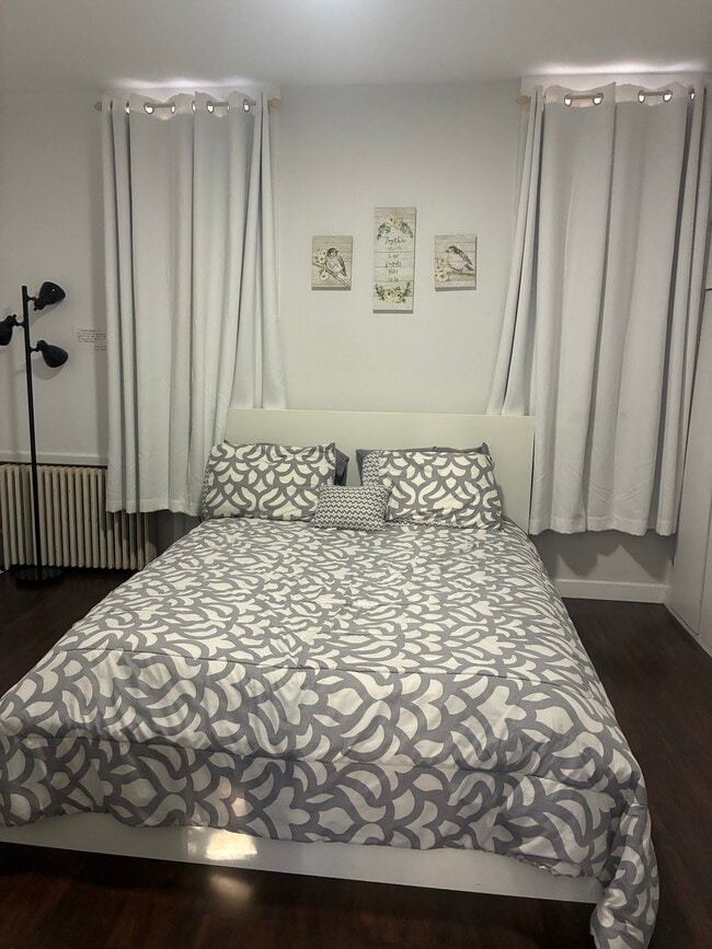 1634 Summerfield St, Unit 1634 Summerfield in Ridgewood, NY - Building Photo - Building Photo