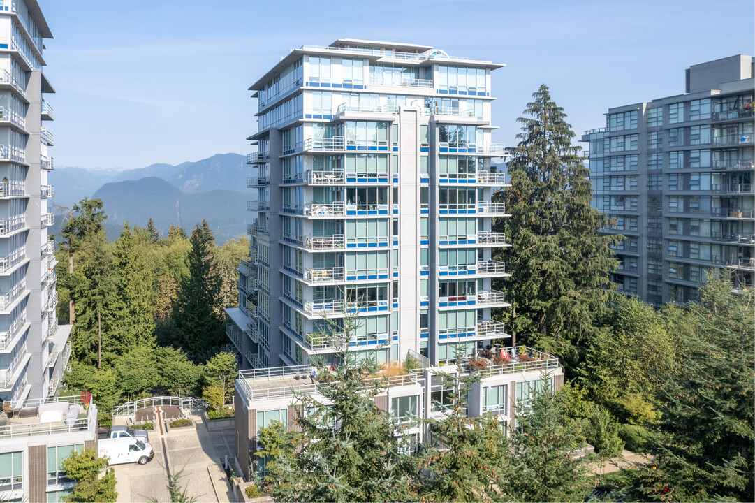 Altitude in Burnaby, BC - Building Photo