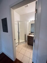 971-971 Finlayson St in Victoria, BC - Building Photo - Building Photo