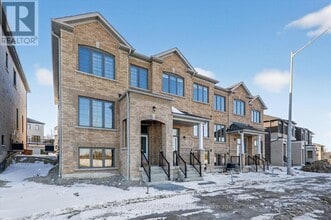 2956 Peter Matthews Dr in Pickering, ON - Building Photo - Building Photo