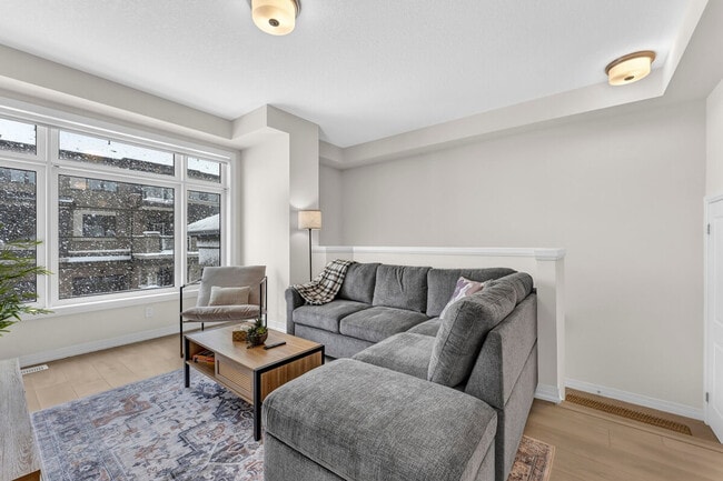 property at 653 Colborne St