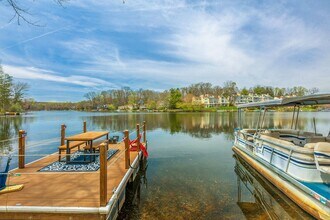 11030 Thrush Ridge Rd in Reston, VA - Building Photo - Building Photo