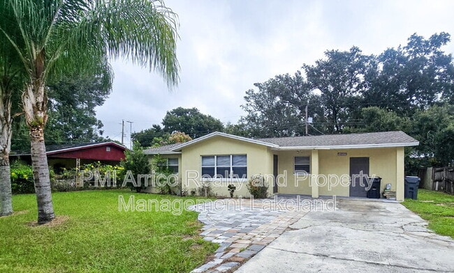 property at 2526 Edmond Cir