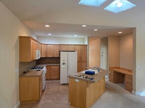 2423 NW Awbrey Rd in Bend, OR - Building Photo - Building Photo