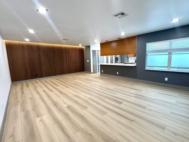2963 Poplar Ave in Leesburg, FL - Building Photo - Building Photo