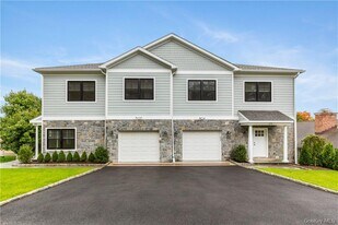 179 Adelphi Ave in Harrison, NY - Building Photo