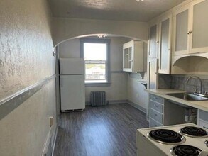 315 W Halliday St, Unit Unit 2 in Pocatello, ID - Building Photo - Building Photo