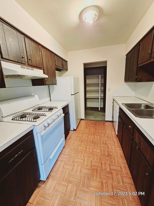 5947 Bois Ile Dr in Haslett, MI - Building Photo