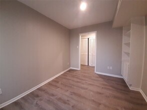 767 Bering Dr in Houston, TX - Building Photo - Building Photo