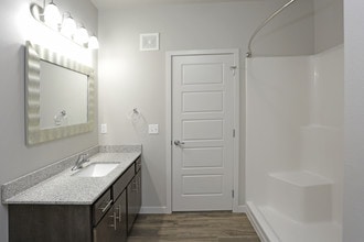 Dakota Estates in Aberdeen, SD - Building Photo - Interior Photo