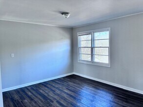 70 Lakeside Dr in Childersburg, AL - Building Photo - Building Photo