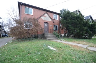 3938 Hazel Ave, Unit 4 in Cincinnati, OH - Building Photo