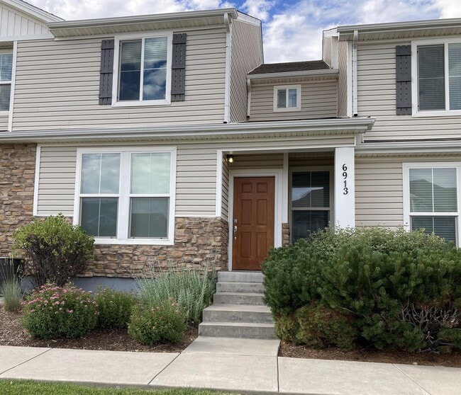 property at 6913 White Sand Pt