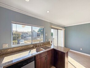 3282 Berger Ave in San Diego, CA - Building Photo - Building Photo