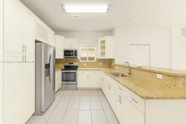 1110 NE 1st Ave in Miami, FL - Building Photo - Building Photo