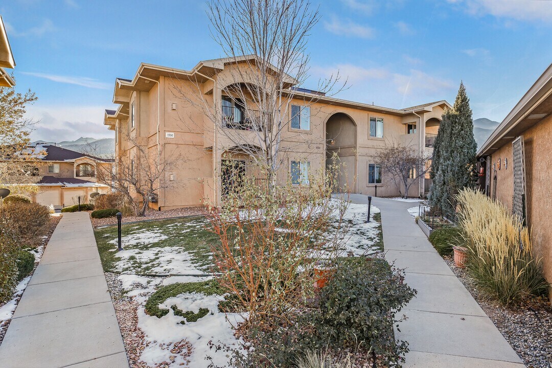 1550 Little Bear Creek Point in Colorado Springs, CO - Foto de edificio