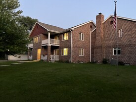 2885 Klovar Ln, Unit Upper overlook Apartments