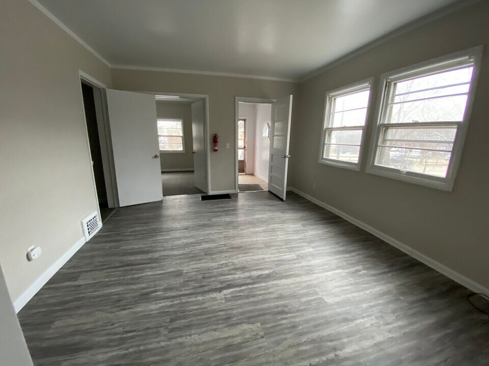 1126 S Park St in Kalamazoo, MI - Building Photo