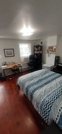 2113 Fitzwater St photo'