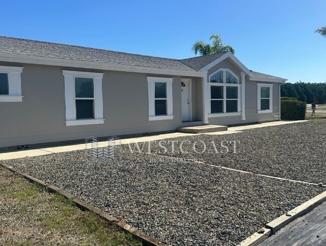 41644 Valencia Way in Temecula, CA - Building Photo - Building Photo