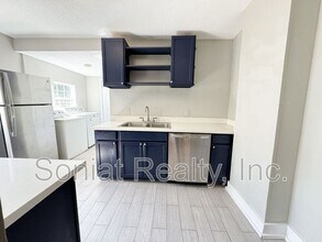 1608 St Anthony St in New Orleans, LA - Building Photo - Building Photo