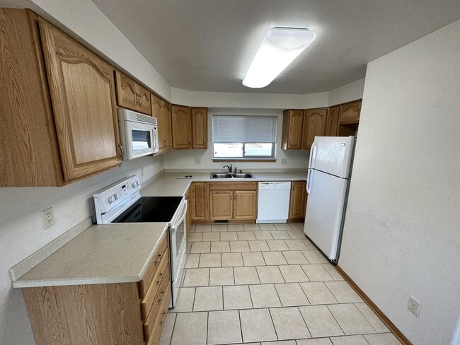 132 Sater St in Orfordville, WI - Building Photo - Building Photo