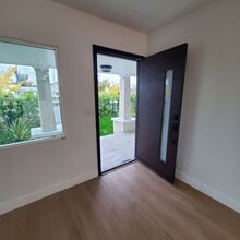 1742 Exposition Blvd in Los Angeles, CA - Foto de edificio - Building Photo