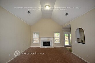 960 Soaring Dr NE in Marietta, GA - Foto de edificio - Building Photo