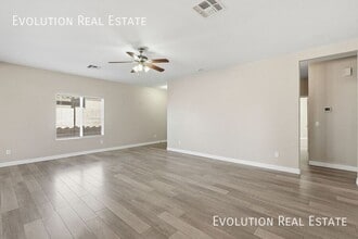 3130 S 81st St in Mesa, AZ - Building Photo - Building Photo