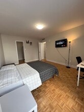 50 Rosehill Ave in Toronto, ON - Building Photo - Building Photo