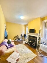 1269 Commonwealth Avenue, Unit 2 in Boston, MA - Building Photo - Building Photo