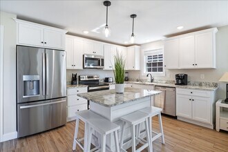 4 Woods Ln in Old Orchard Beach, ME - Building Photo - Building Photo