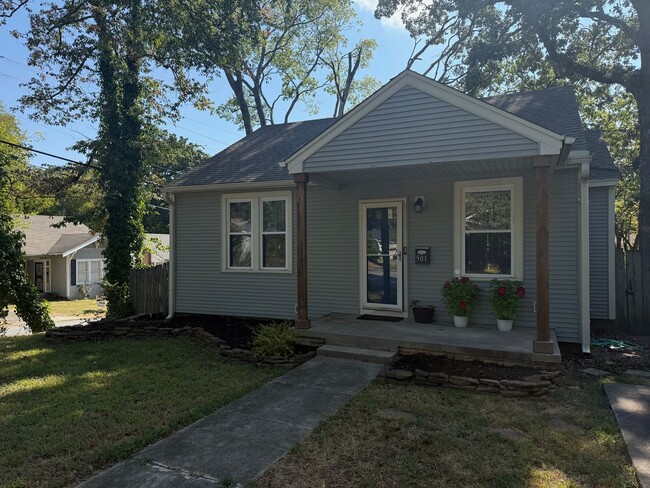 property at 501 S Booker St