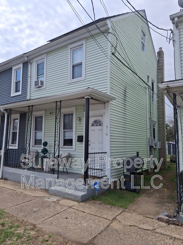916 High St in Burlington, NJ - Building Photo - Building Photo