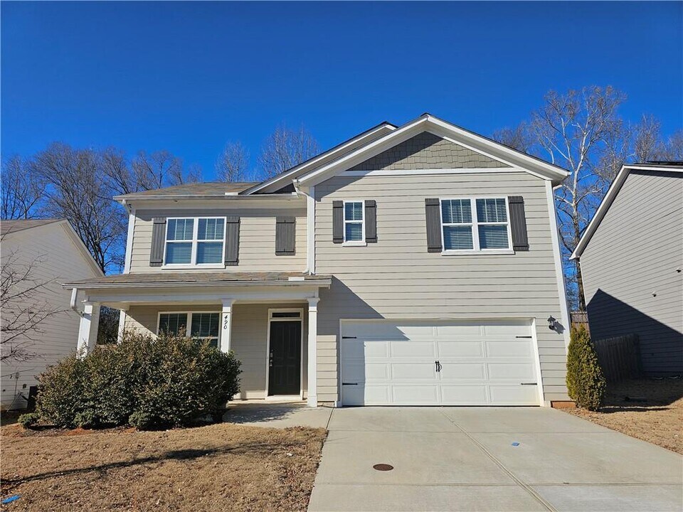 490 Walnut Grv Wy in Pendergrass, GA - Building Photo